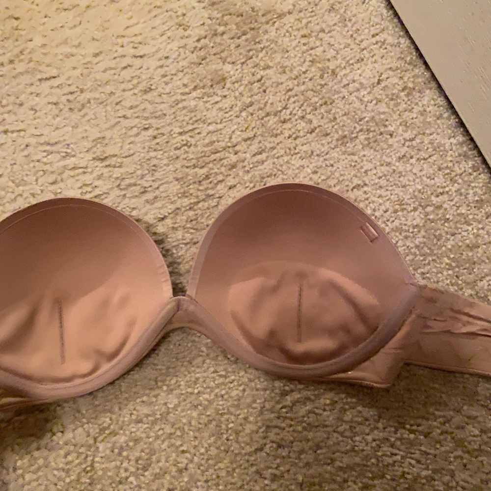 VS strapless bra - Picture 2 of 3